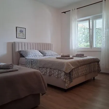 Spajic Apartamento *